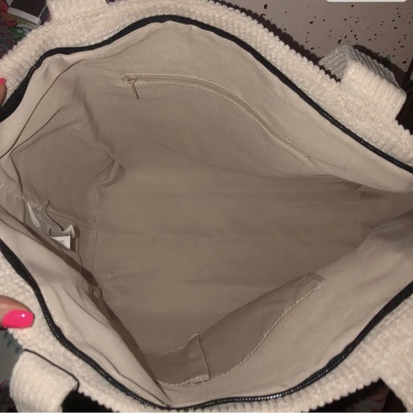 NWT Disney Mickey Mouse tote in corduroy. Limited Edition - Picture 9 of 12